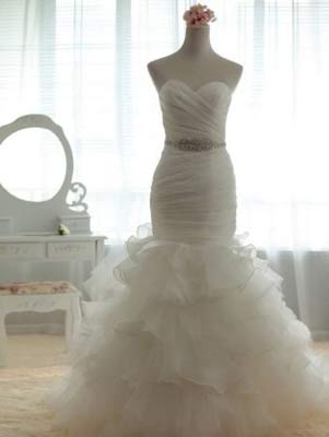 Vestido de noiva simples e barato