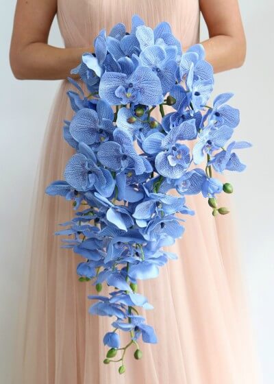 Buquê de noiva azul