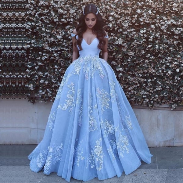 Vestido de noiva azul bebê