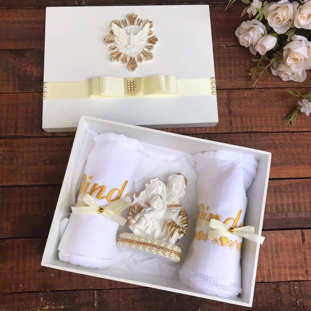 Caixas para padrinhos de batismo