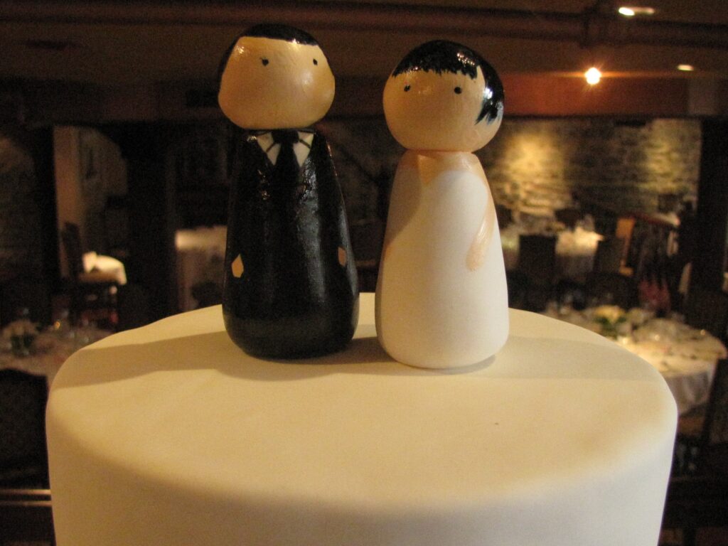 Noivinhos de topo de bolo de casamento Noivinhos de topo de bolo de casamento