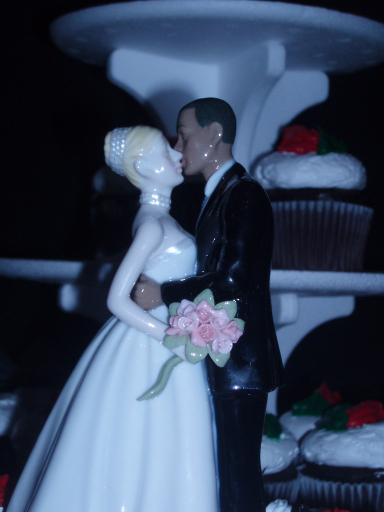 Noivinhos de topo de bolo de casamento Noivinhos de topo de bolo de casamento